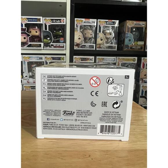 EXCLUSIVE Dundie Award The Office Funko Pop #1062 Television TV Dunder Mifflin - Picture 6 of 6